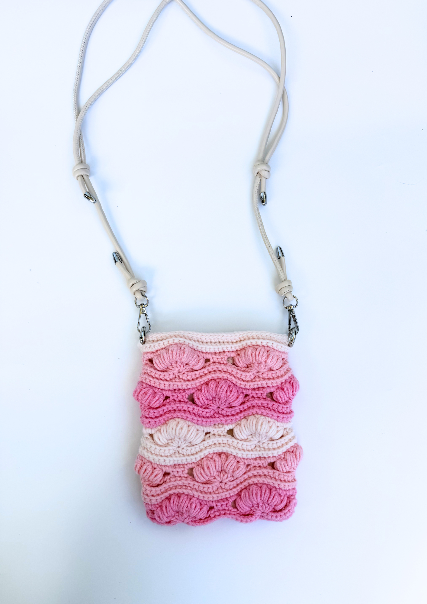 SB41 - Wavy Crochet Body bag